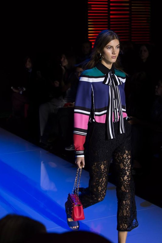 Elie Saab Ready-to-Wear Spring Summer 2016 Fashion Show